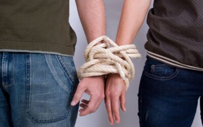 Dipendenza affettiva, come uscirne e correlazione con la paura dell’abbandono